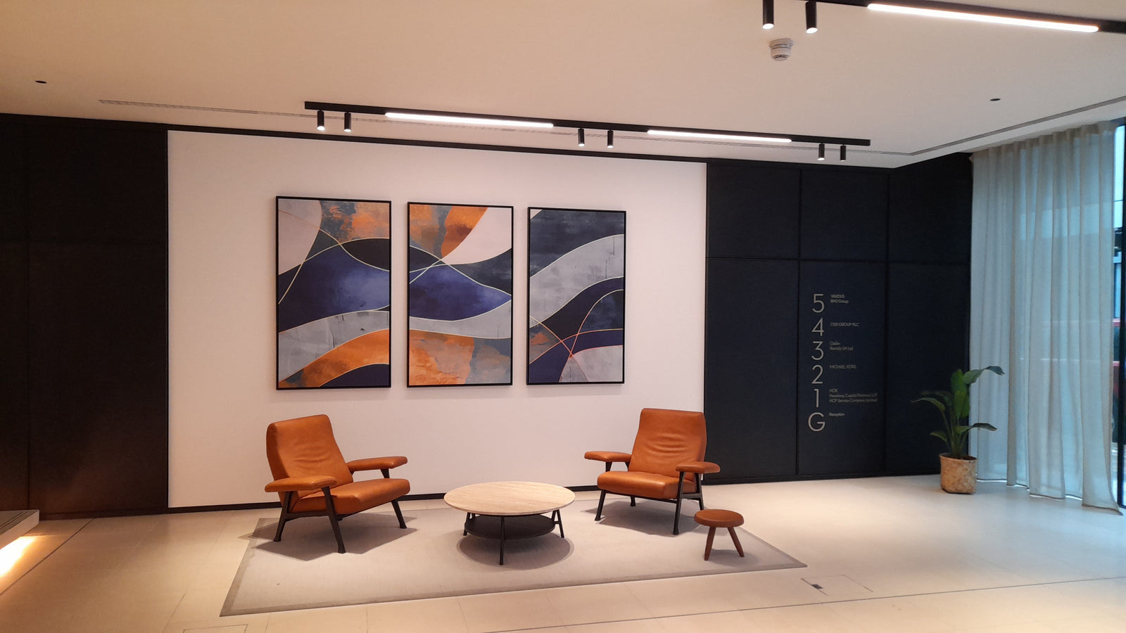 Commissioned artwork for reception area of multi-tenanted office building in Fitzrovia, W1, London