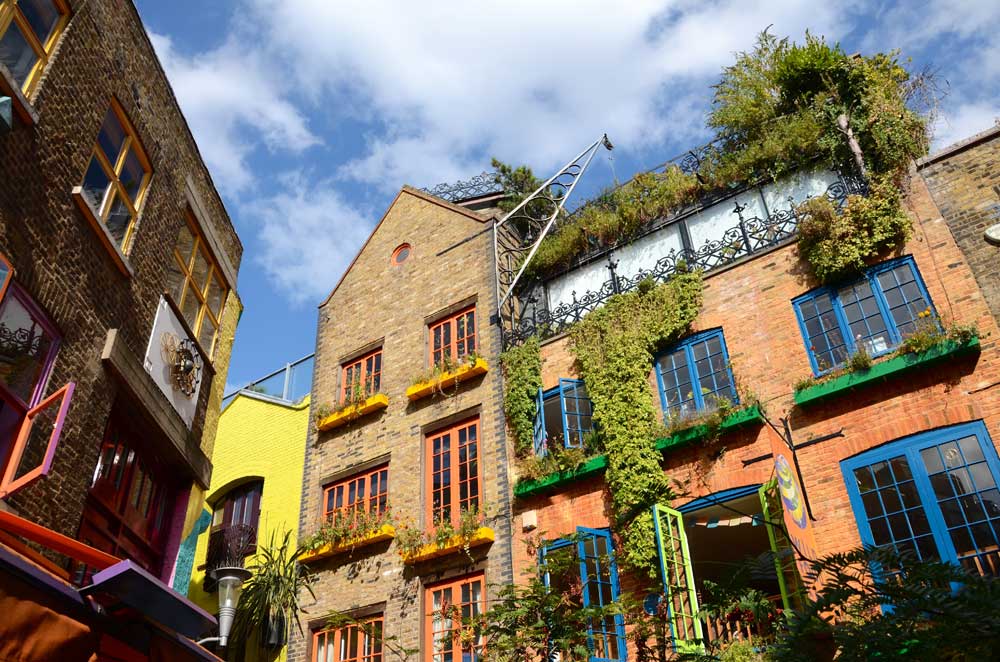 London Landmarks - Neal&#39;s Yard in Covent Garden, London (#AA_LONDON_18)