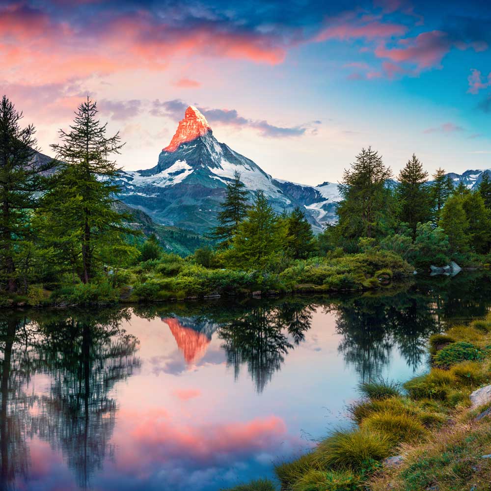 Lake Reflections - Summer sunrise on the Grindjisee lake, Swiss Alps   (#AA_LAKESR_11)