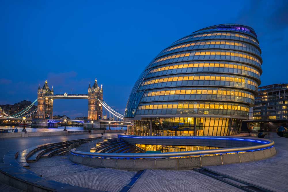 London Landmarks - City Hall and Tower Bridge (#AA_LONDON_02)