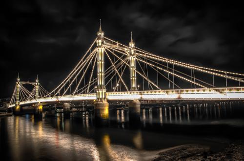 Spanning the Thames - Albert Bridge Reflections (#S_T_THAMES_01)