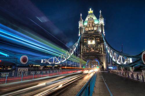 Spanning the Thames - Tower Bridge Traffic (#S_T_THAMES_07)