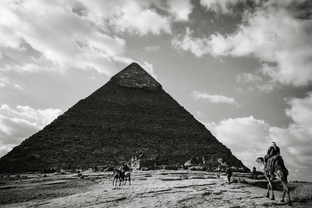 World Heritage (Black and White) - Giza Pyramids, Cairo, Egypt (#AA_WHBW_07)