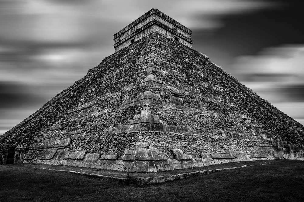 World Heritage (Black and White) - Mayan Pyramid, Chichen Itza, Mexico (#AA_WHBW_15)